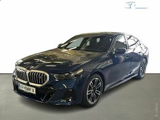 bmw i5 edrive40 at m sport
