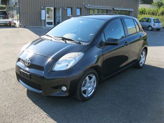 yaris 1.8 ts