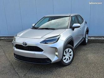 toyota yaris cross 116h dynamic my22 à partir de 283 / mois sans apport à selestat