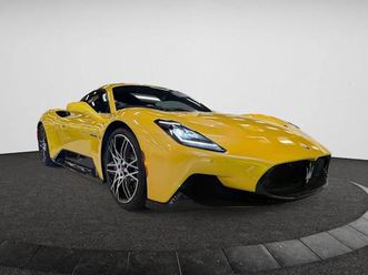 used 2023 maserati mc20