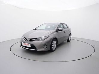 toyota auris life+ 1.6 97 kw