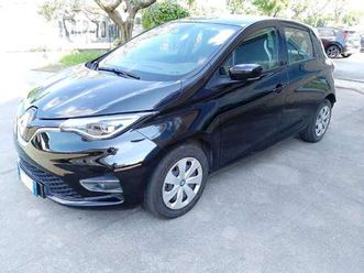 business r110 batteria di proprieta'