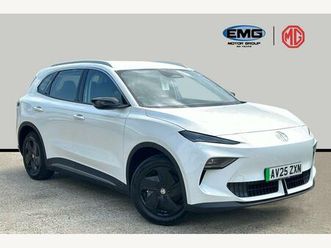 64kwh se long range auto 5dr