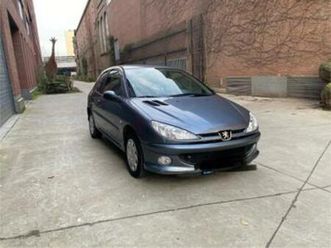 ② peugeot 206 1.4 essence bwj 2006 avec contrôle des ventes — peugeot — 2ememain
