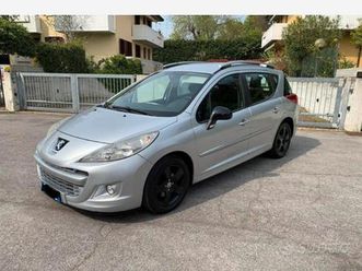 peugeot 207 anno 2011, 240.000 km