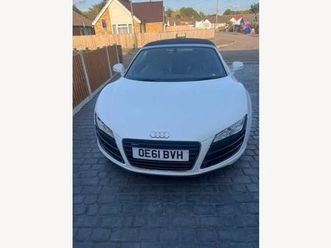 4.2 fsi v8 spyder r tronic quattro euro 5 2dr