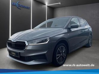 skoda fabia tour 1.0 mpi smartlink,led,shz,pdc