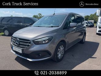 mercedes-benz t-class t180 progressive 7-seat