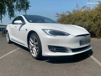 TESLA MODEL S 75D tesla-model-s-75d-dual-motors-blanc-nacree-interieur-blanc