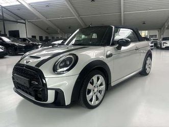mini cooper s cabrio aut. john cooper works trim