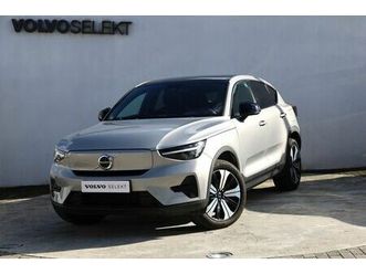 <li class=breadcrumbs-module_list-item__zg-6q volvo c40 recharge plus </ol>