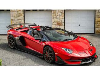 2014 lamborghini aventador 6.5 v12 lp 700-4 roadster 2dr pet a vendre