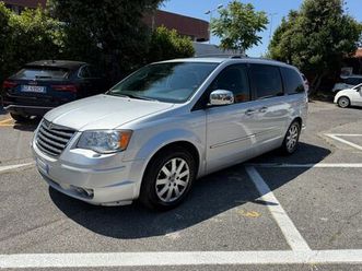 chrysler voyager grand 2.8 crd dpf limited