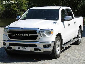 dodge ram 1500 5.7 hemi v8 4wd big horn