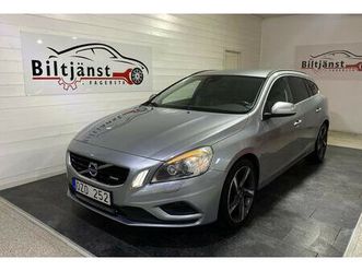 d4 awd geartronic momentum, r-design ny bes.