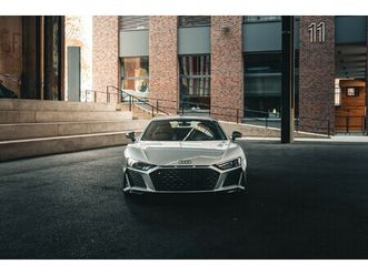 r8 coupé rwd s-tronic