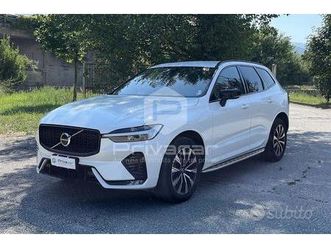volvo xc60 b4 (d) awd automatico plus dark