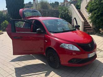 ypsilon 1.2 elefantino blu s