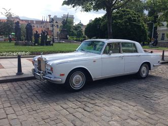 rolls-royce silver spur shadow 1