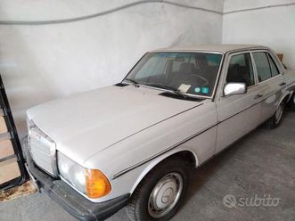 mercedes 200 w123