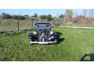1954-citroen-traction-avant-noir-manuel-3-vitesses-condu