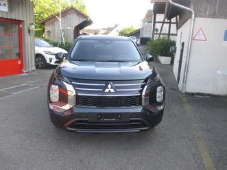 outlander 2.4 phev invite 4x4