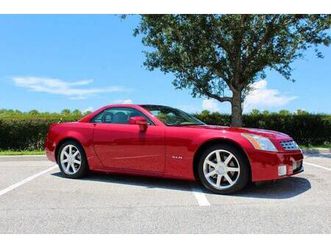 used 2004 cadillac xlr base