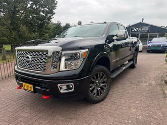 nissan titan - xd platinum reserve v8 diesel cummins pick-up