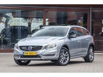 volvo v60 cross country 2.0 t5 summum