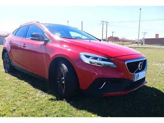 volvo - v40 cross country