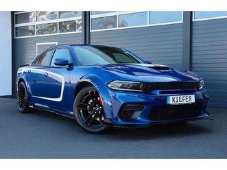 dodge charger 5.7 widebody/alpine/carplay/kamera/r20