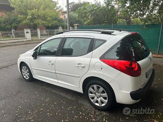 peugeot 207 sw 1.4 2012