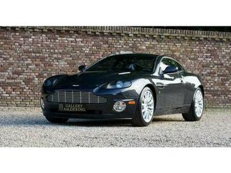 2003 | aston martin v12 vanquish