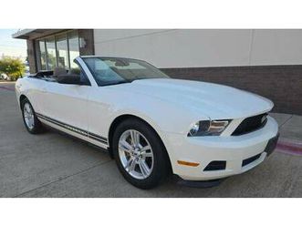 FORD MUSTANG CABRIOLET 2011-ford-mustang-convertible-v6-automatic-low-miles-maintained