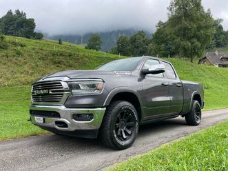1500 5.7 v8 hemi laramie facelift