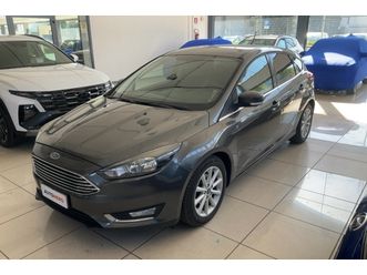 FORD FOCUS 1-0-ecoboost