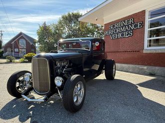 1932 ford 5-window coupe