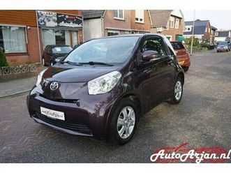 toyota iq - 1.0 vvti comfort , heeft net een grote beurt gehad met apk en airco service
