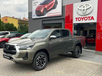 toyota hilux, 2,8d 204ps 6at exeucitive hyb.