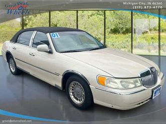 2001 lincoln town car cartier