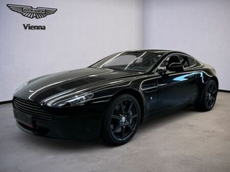 aston martin v8 vantage | onyx black | alcantara interior | pdc
