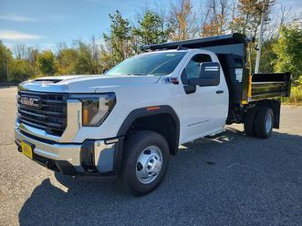 new 2025 gmc sierra 3500 base