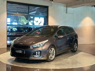 1.6 crdi * gt-line * navigation * backkamera * fin
