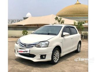 2014 toyota etios valco 1.2 g hatchback
