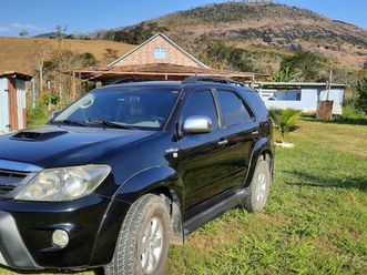 toyota sw4 3.0 srv 7l 4x4 5p