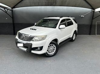 toyota sw4 3.0 srv 7l 4x4 aut. 5p 171 hp