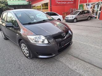 shitet toyota auris 1.4 nafte viti 2010 me dogane te paguar