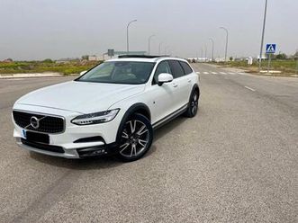 volvo - v90 cross country