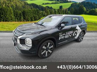 outlander phev 2,4 4wd intense at 25