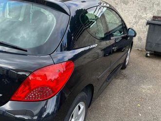 peugeot 207 1.4e 75ch premium